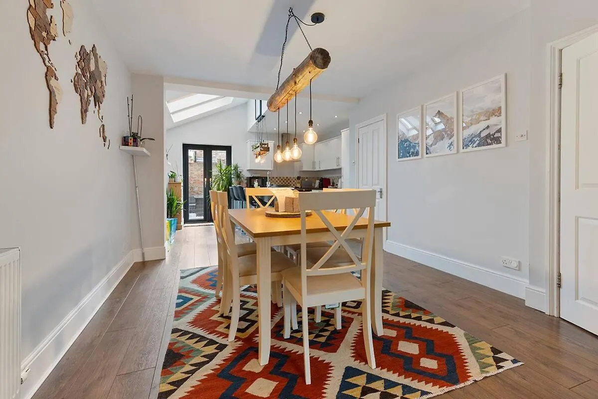 Stunning Terraced House Next To York Racecourse Villa